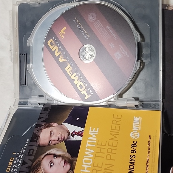 2012  HOMELAND THE COMPLETE SECOND SEASON  4 - DISC SET. - Picture 5 of 11